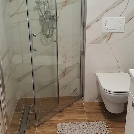 Tadej & Free Parking Vrnjci