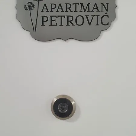 Tadej & Free Parking *