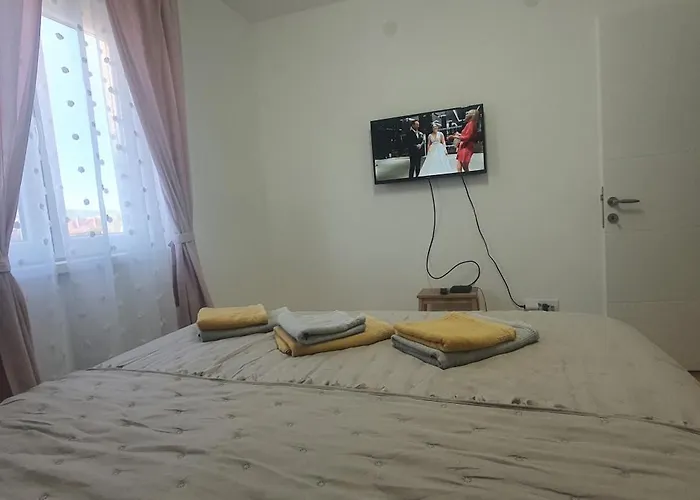 Tadej & Free Parking Vrnjci